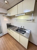 キッチン シティハイツ若山