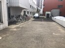 駐車場 ル・フランセ宮の森