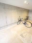 駐輪場 コムズ南平岸