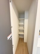 収納 レブニーズ ザ･レジデンス宮の森