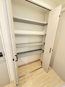 靴箱 レブニーズ ザ･レジデンス宮の森