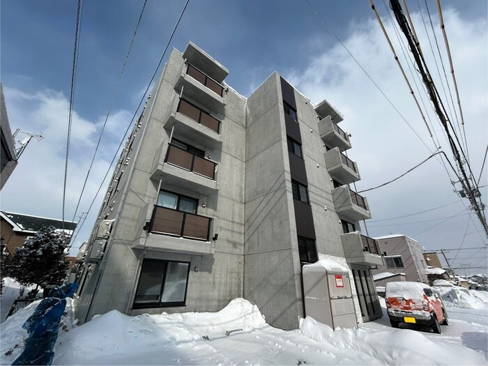 外観写真 スリーナインYG