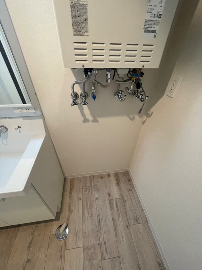 洗濯機置場 Livease Yamanote