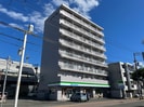 ウエスト３５の外観