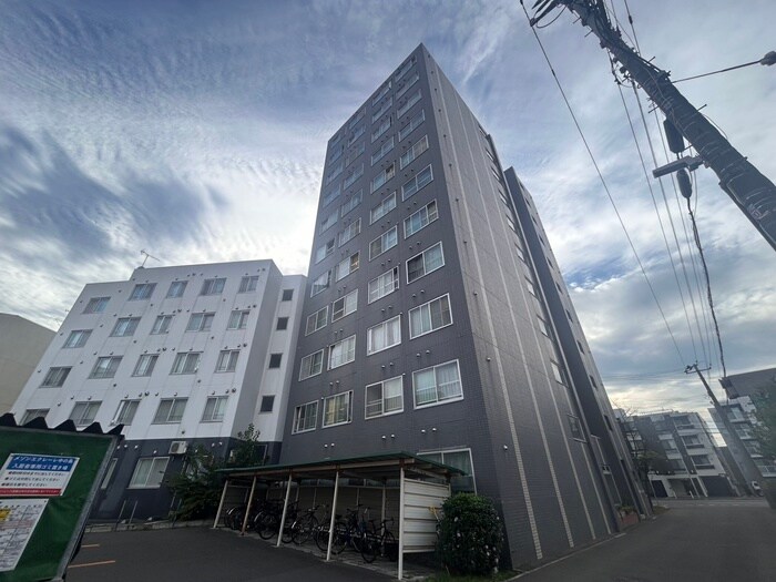 外観写真 メゾンエクレ－レ中の島