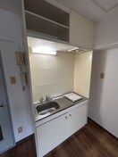 キッチン メゾンエクレ－レ中の島