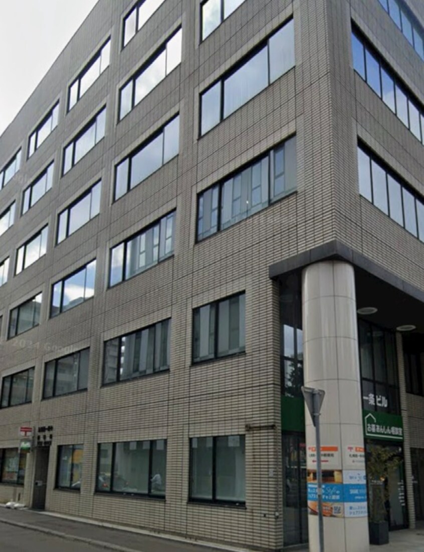 札幌中央ファミリークリニック(病院)まで448m ALPHA GRANDE札幌南４条