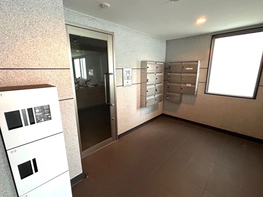 エントランス部分 ディアコ－ト