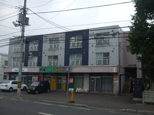 シュロス本町