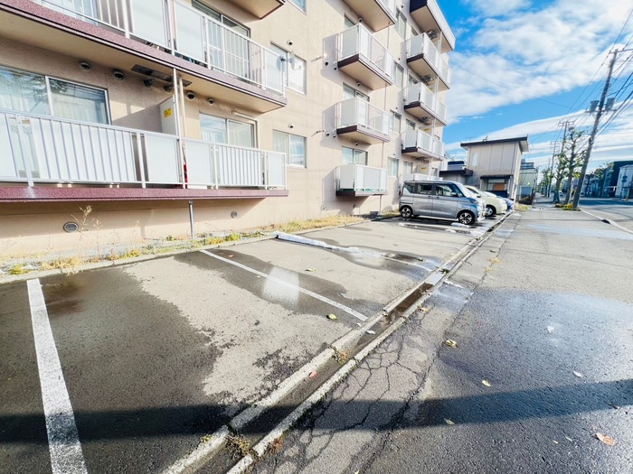 駐車場 MOマンション