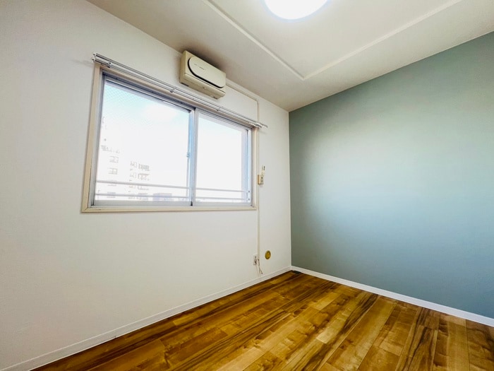 居室 MOマンション