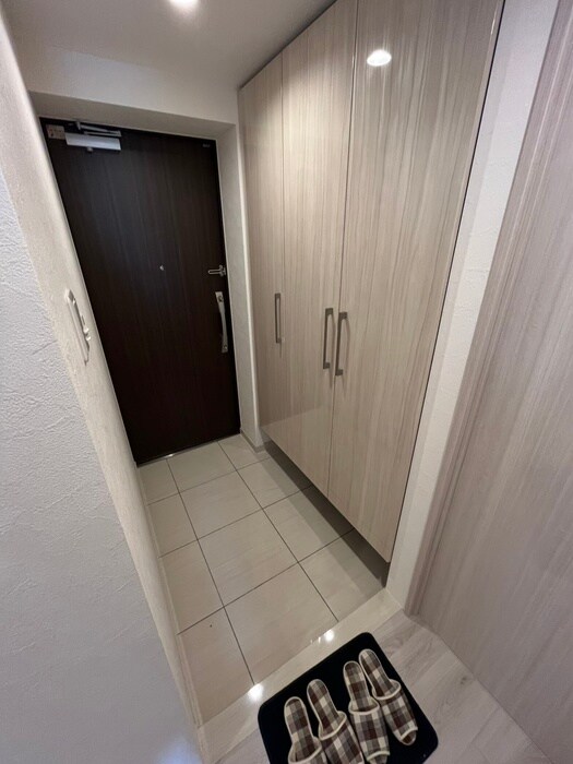 玄関 ル・コルヌイエ山鼻