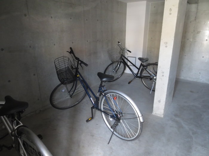 駐輪場 ル・ファールＮ１８