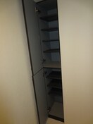 靴箱 ケイメゾン２環状通東