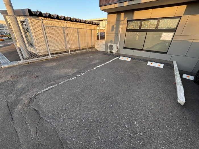 駐車場 ア－クシティ西岡