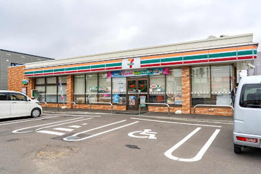 セブン-イレブン 札幌曙２条店(コンビニ)まで900m サン・マルセラン