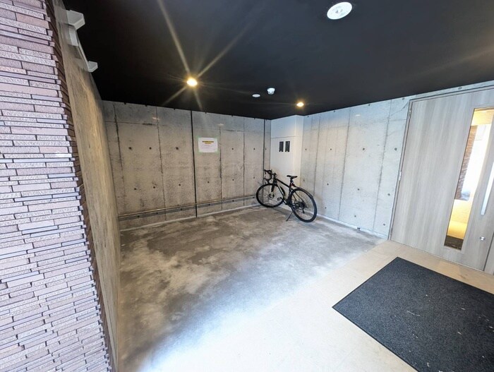 駐輪場 Alivis琴似
