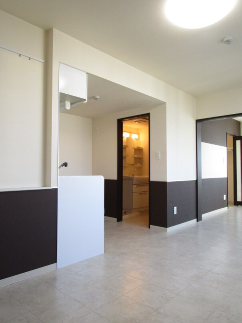 居室 グランメール美園６－３