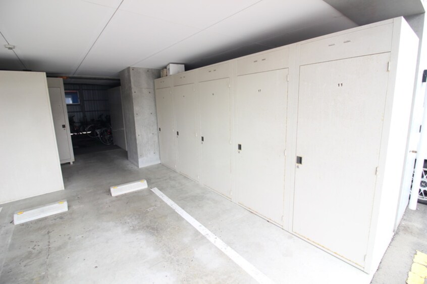 駐車場 Ｇ・ＦＬＡＴ／５１２