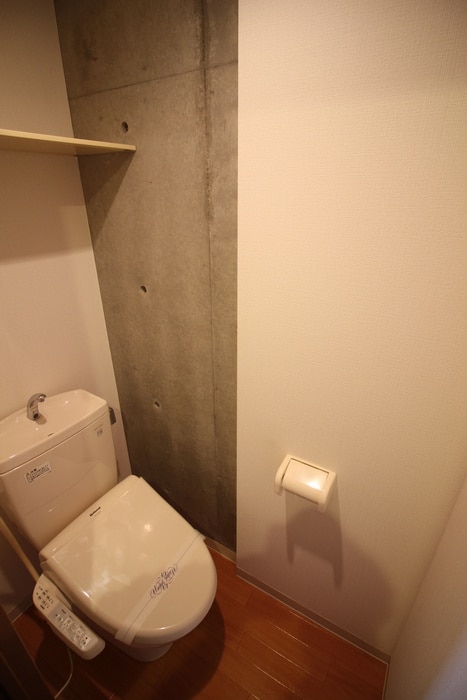 トイレ Ｇ・ＦＬＡＴ／５１２