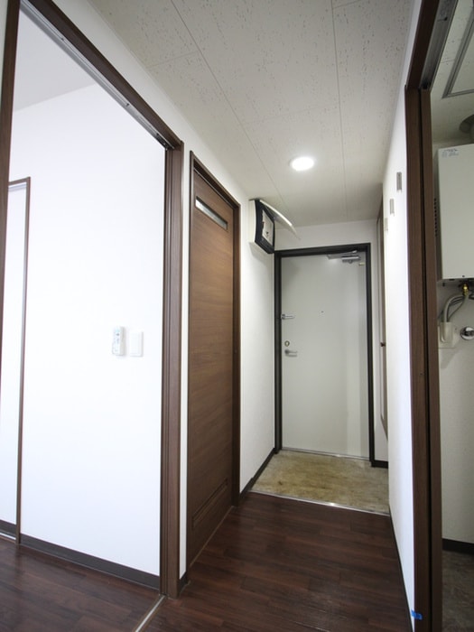 玄関 カトレア月寒東６