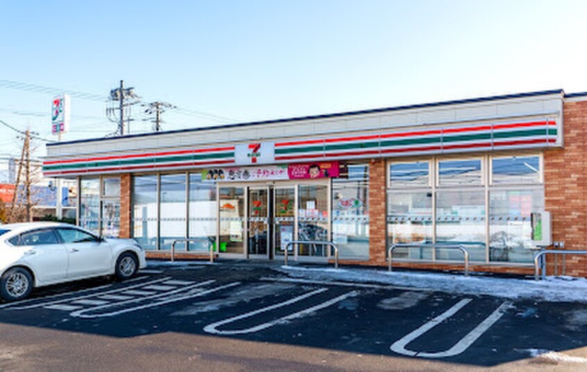 セブンイレブン(コンビニ)まで130m アルフォートⅠ