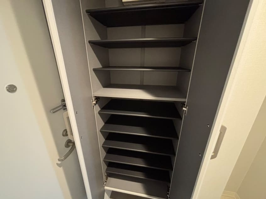 靴箱 Encore南郷13