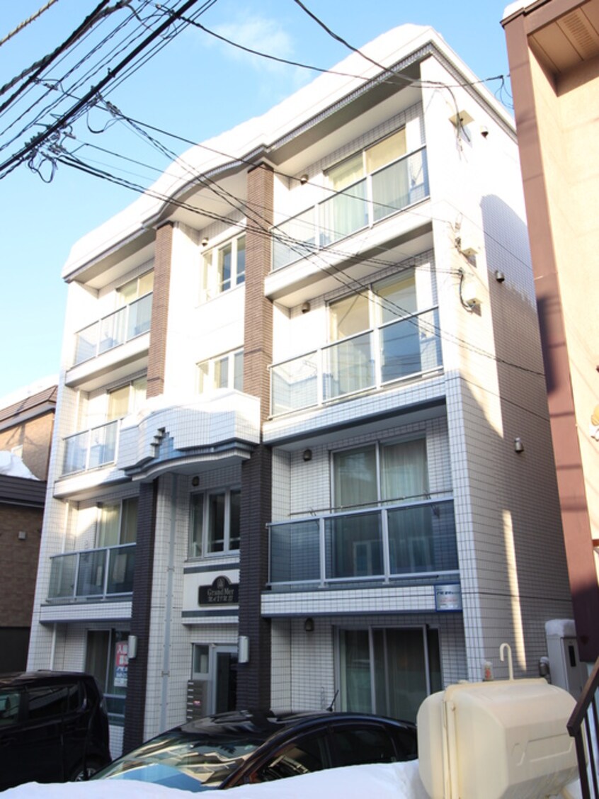 外観写真 グランメールＭＡＸＩＭ33