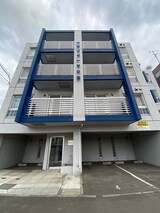 モンタ－ニュレ－ヴ