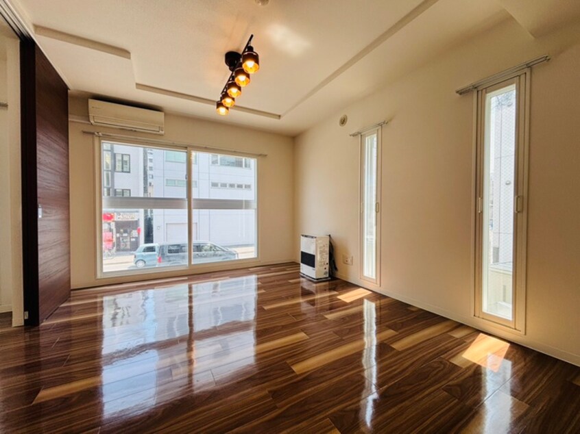 居室 LOTUS大通公園