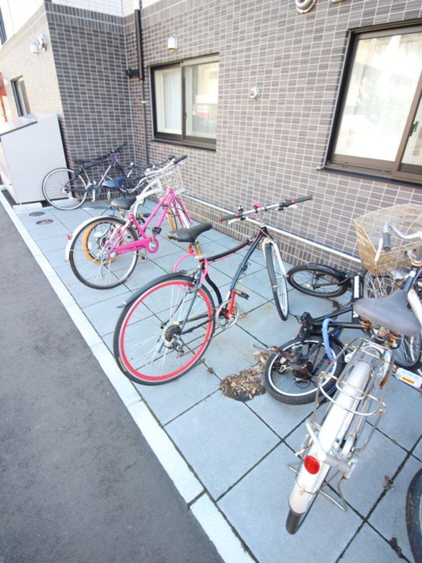 駐輪場 ル・ファール澄川グランデ