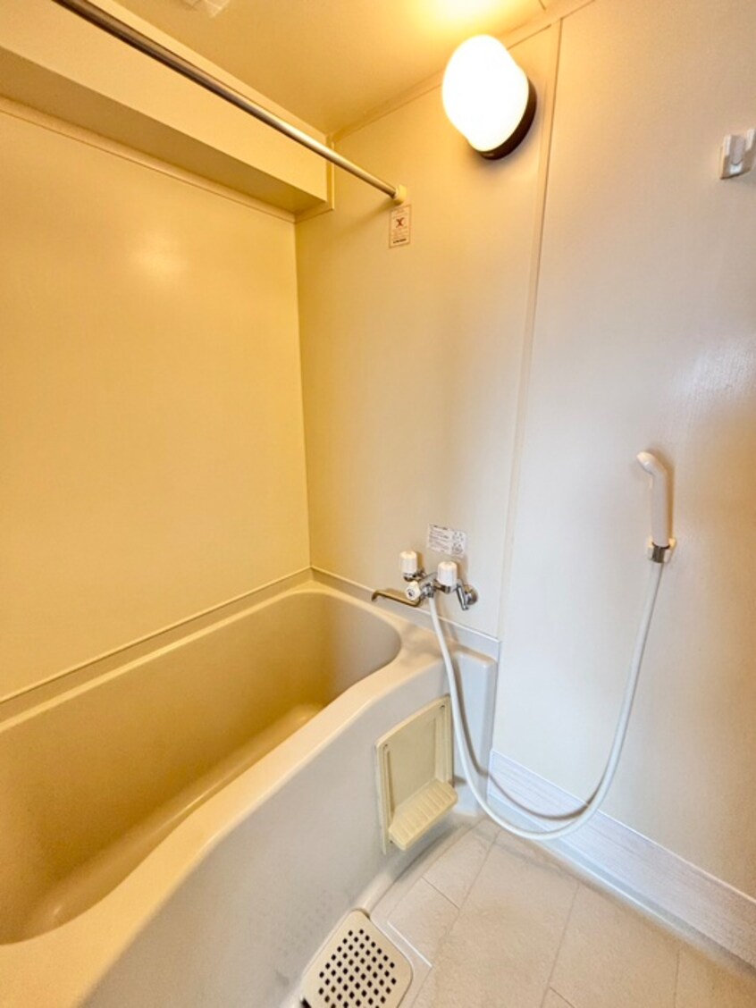 バス／シャワールーム等 クリスタルヒルズ