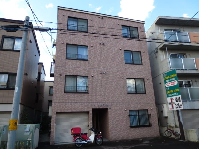 外観写真 マ－プル平岸