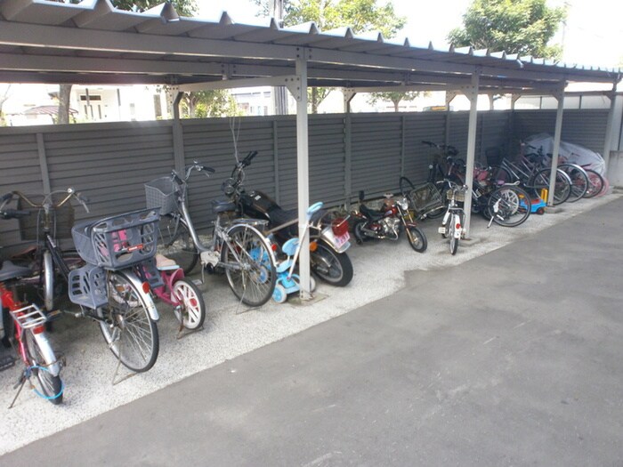 駐輪場 デイトナ
