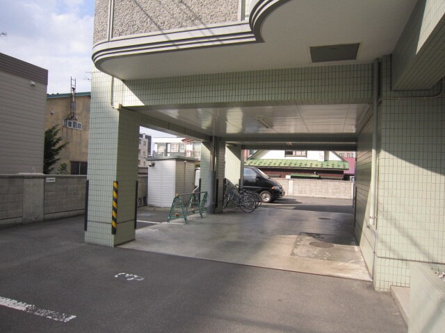 駐車場 ジュネス美園