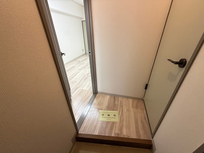 玄関 フロイデンス桑園