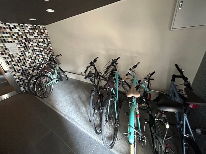 駐輪場 ｃｏｃｏＬｕ