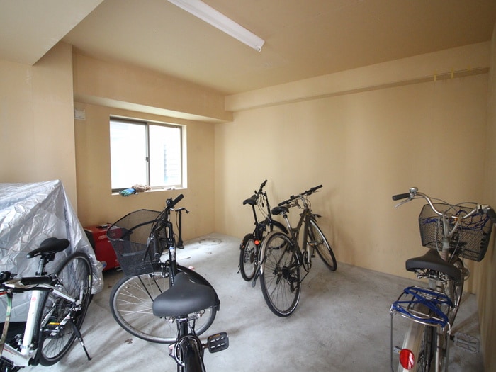 駐輪場 パルテ－ル