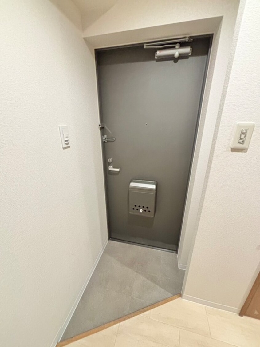 玄関 ポレール北大館