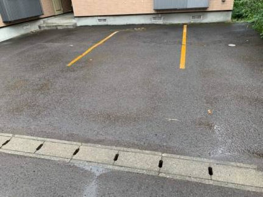 駐車場 ライフコート西野Ｂ棟