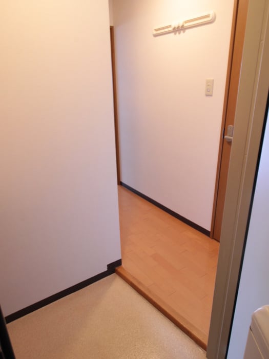 玄関 ノ－スパレス元町