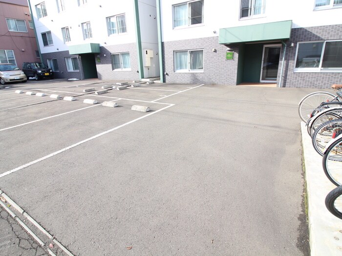 駐車場 プラザ美園Ｂ