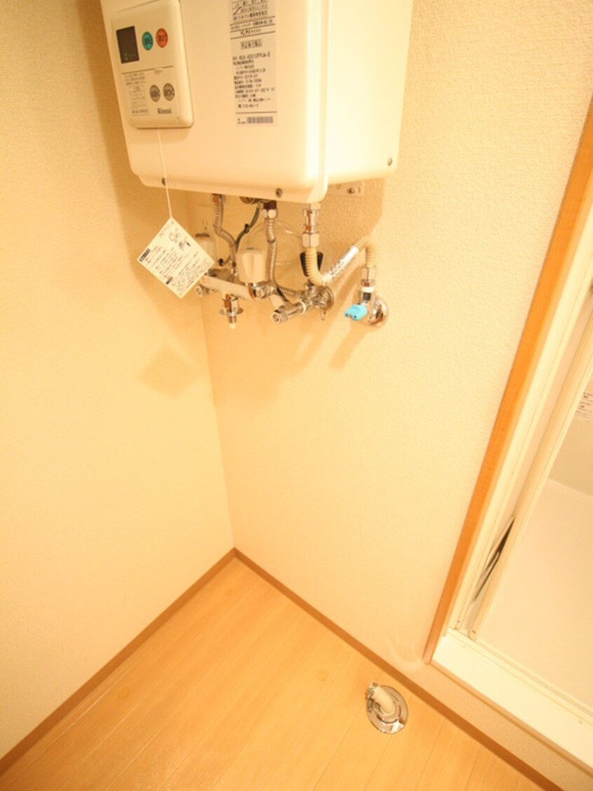 洗濯機置場 プラザ美園Ｂ