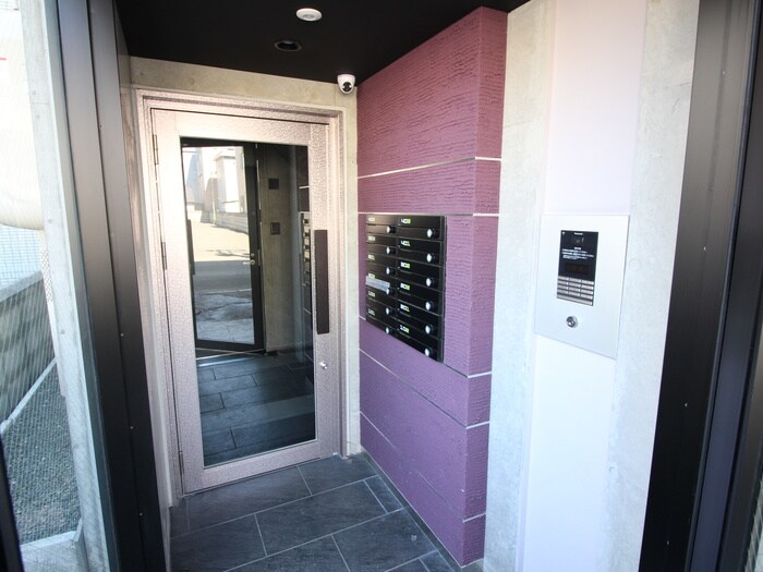 エントランス部分 Luxe山鼻