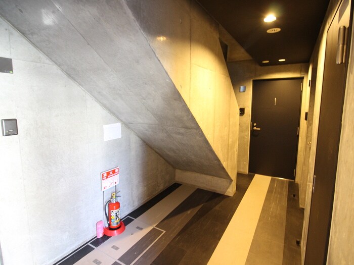 エントランス部分 Luxe山鼻