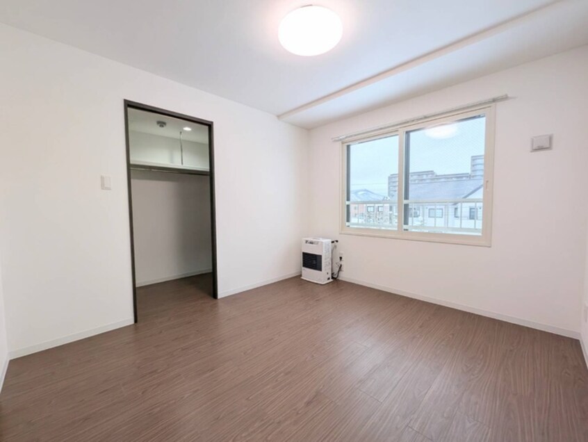 居室 ＬＩＢＥＲＴＹ福住