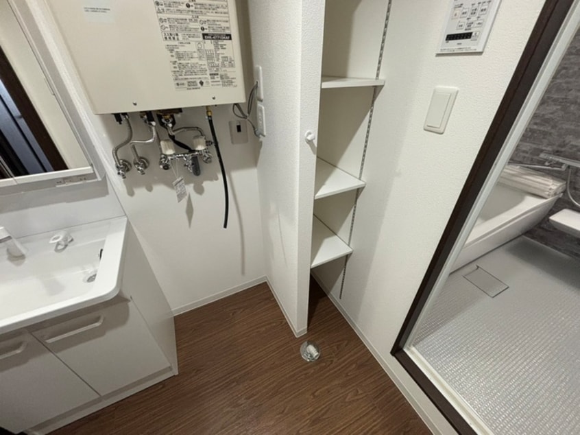 洗濯機置場 ＬＩＢＥＲＴＹ福住