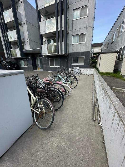 駐輪場 Ｗｅｓｔ　ｖｉｌｌｅｔｔａ