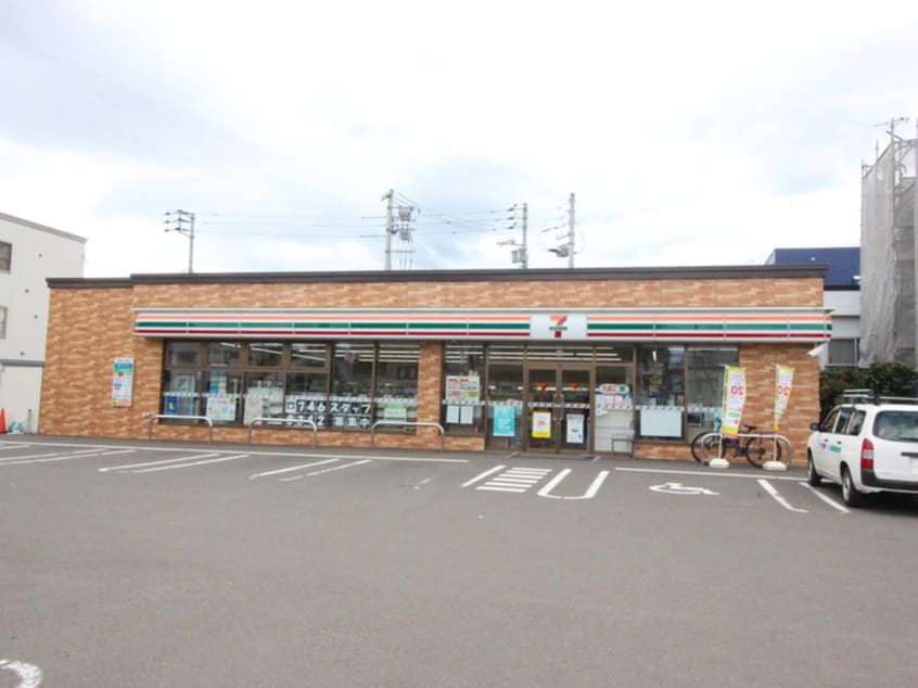 セブンイレブン(コンビニ)まで920m Ｗｅｓｔ　ｖｉｌｌｅｔｔａ