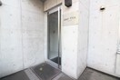 エントランス部分 プ－ルフィス